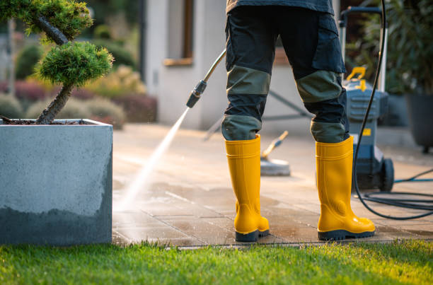 Why Choose Our Certified Pressure Washing Experts for Your Project Needs in Memphis, TX?